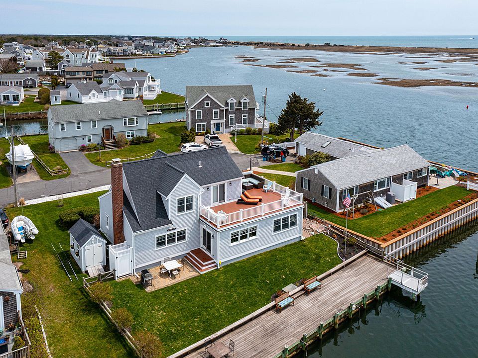 Abracadabra Cape Cod – Housekeeping
